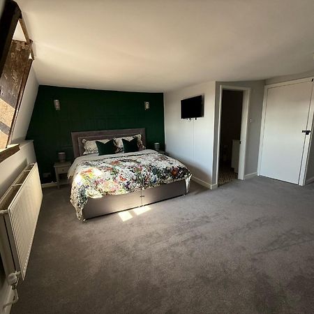 Hotel The White Hart Atworth Zewnętrze zdjęcie